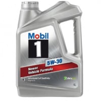 Mobil blondalarning yalangoch guruhining fotosurati Mobil blondalarning yalangoch guruhining fotosurati